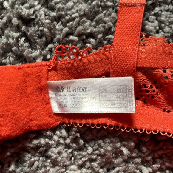 Wacoal 32DD Orange Plunge Bra 🍊 - Picture 2 of 2